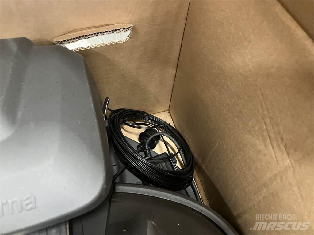 Husqvarna 430X NERA Päältäajettavat ruohonleikkurit
