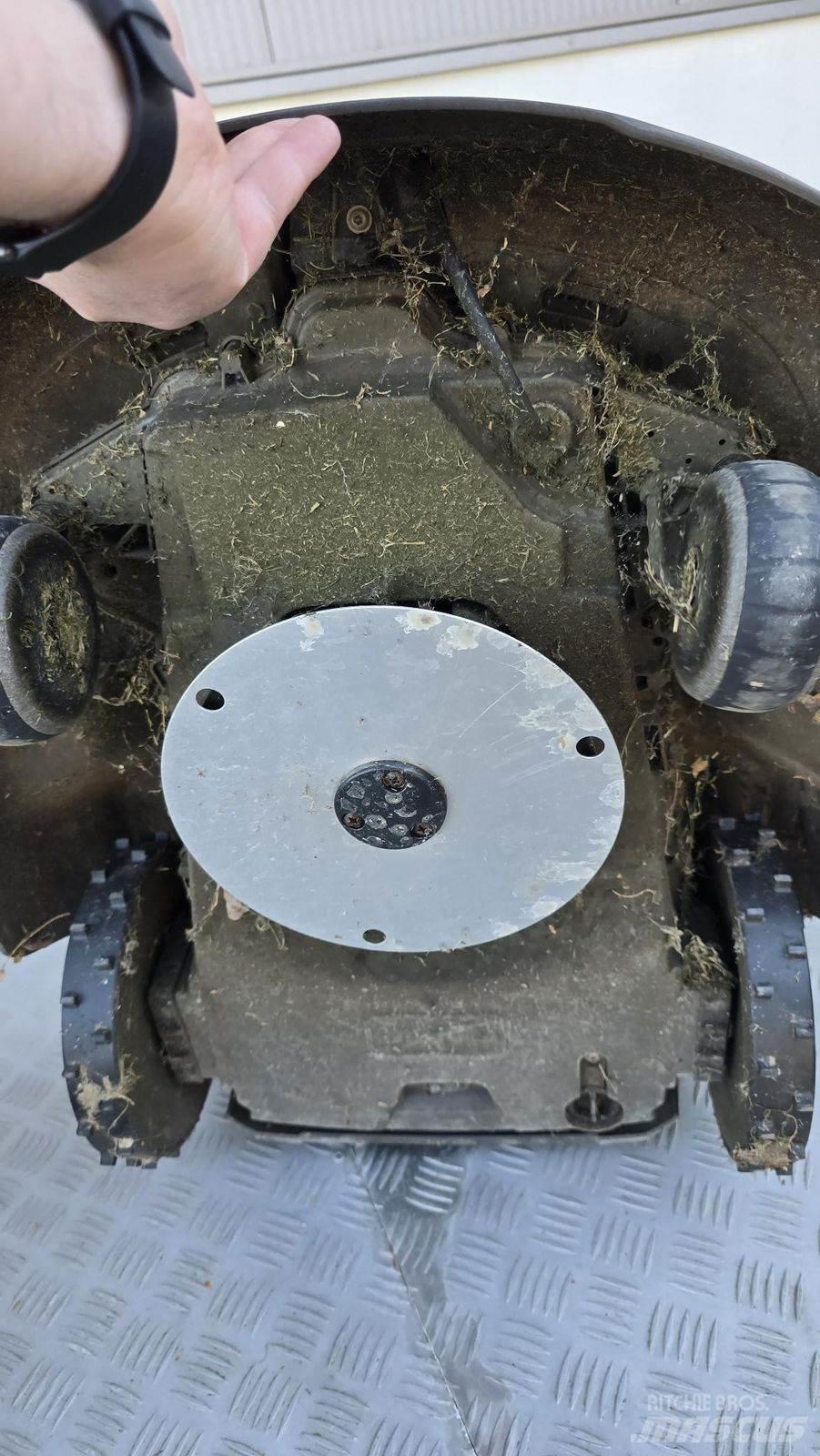Husqvarna AM310 Muut ympäristökoneet