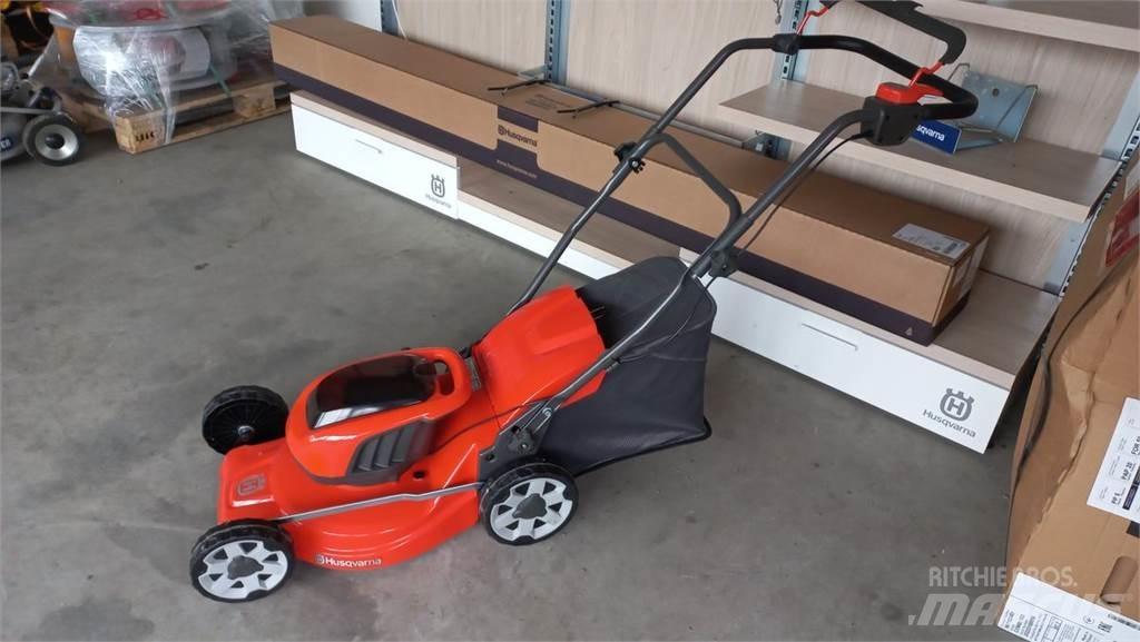 Husqvarna LC 137i Päältäajettavat ruohonleikkurit
