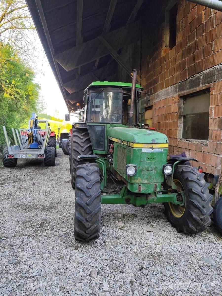 John Deere 3140 Traktorit