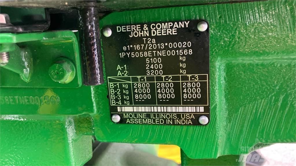 John Deere 5058E Traktorit
