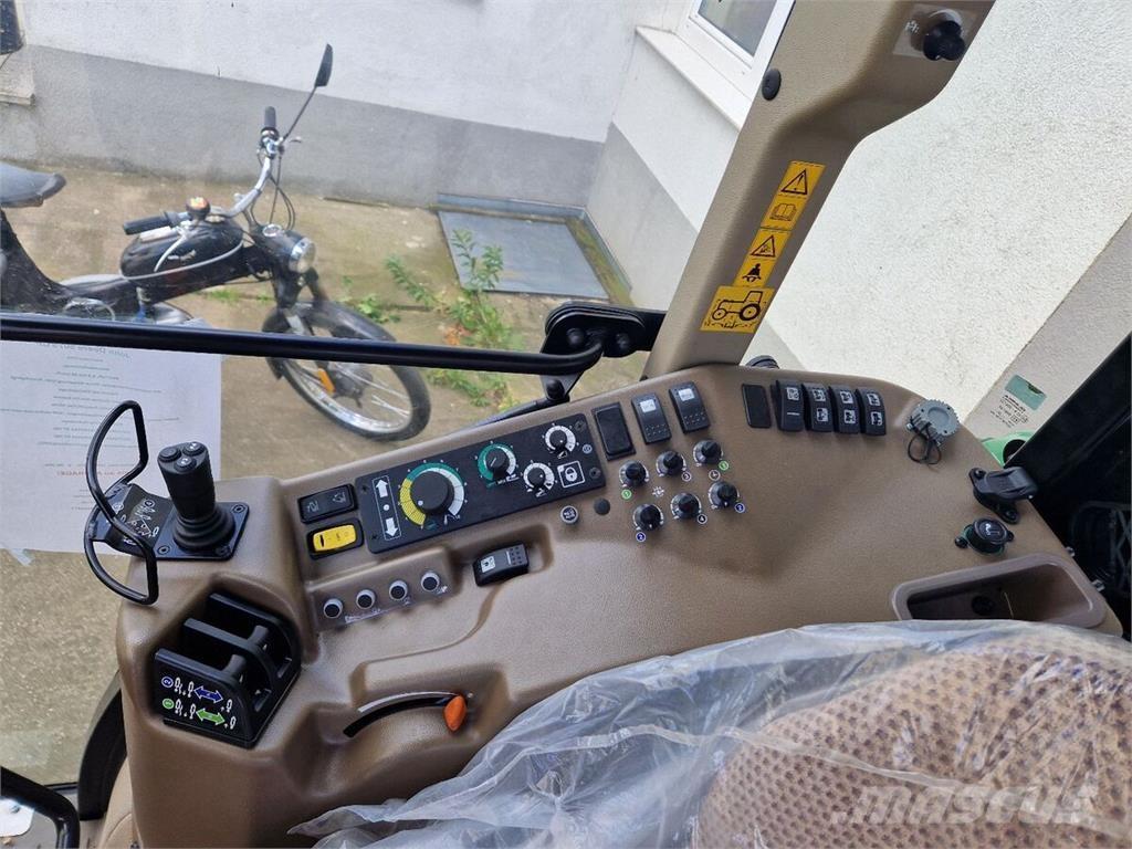 John Deere 5075 GF Traktorit