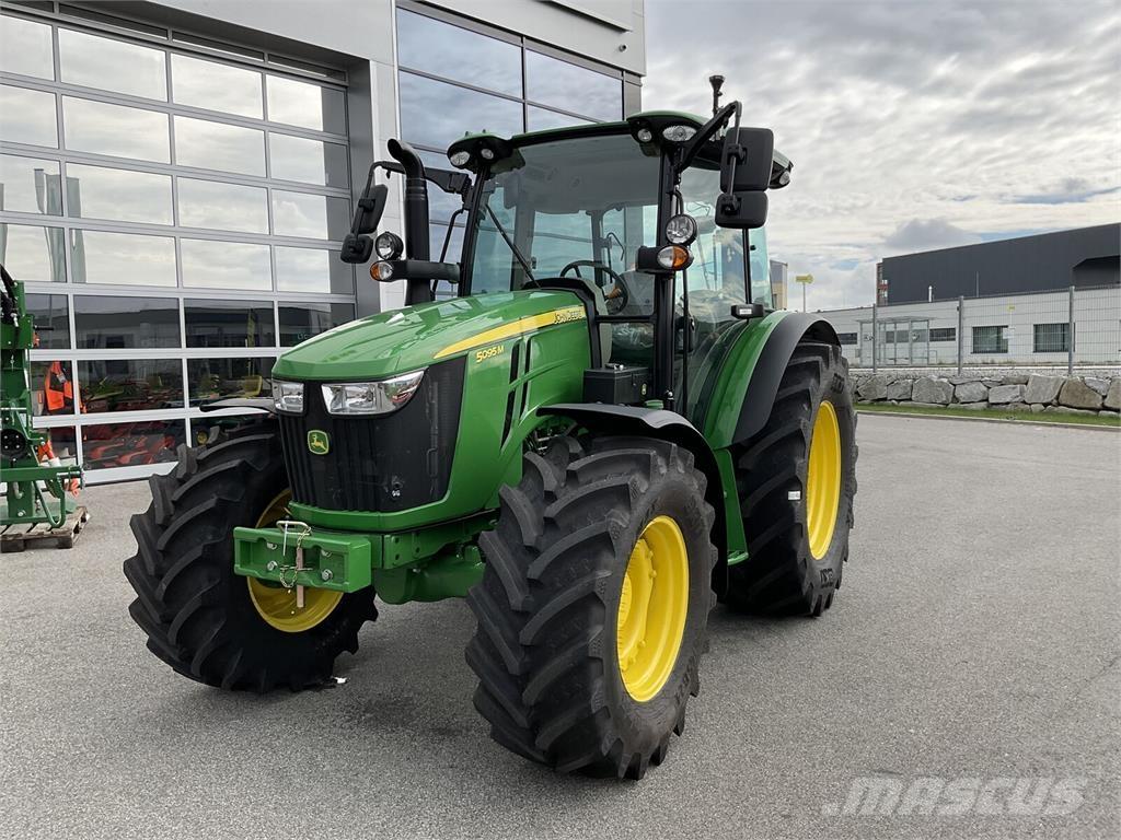 John Deere 5095M Traktorit