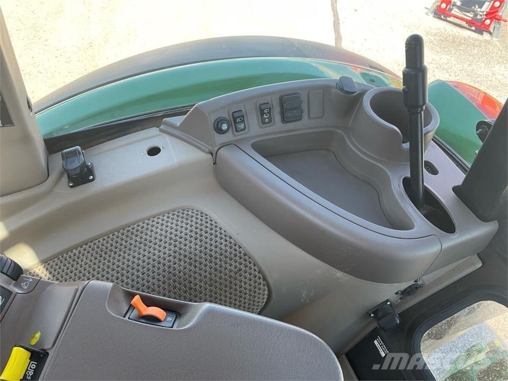 John Deere 5100R Traktorit