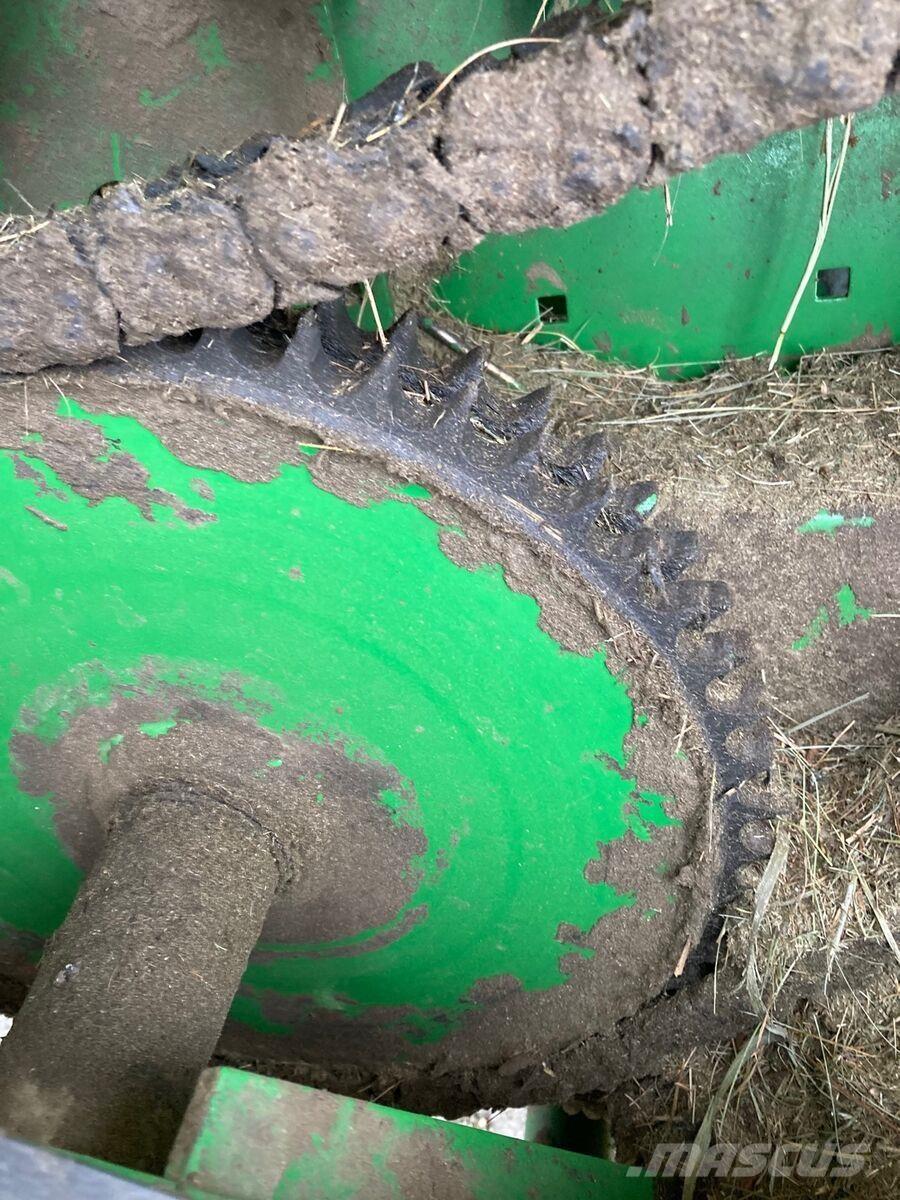 John Deere 592C Pyöröpaalaimet