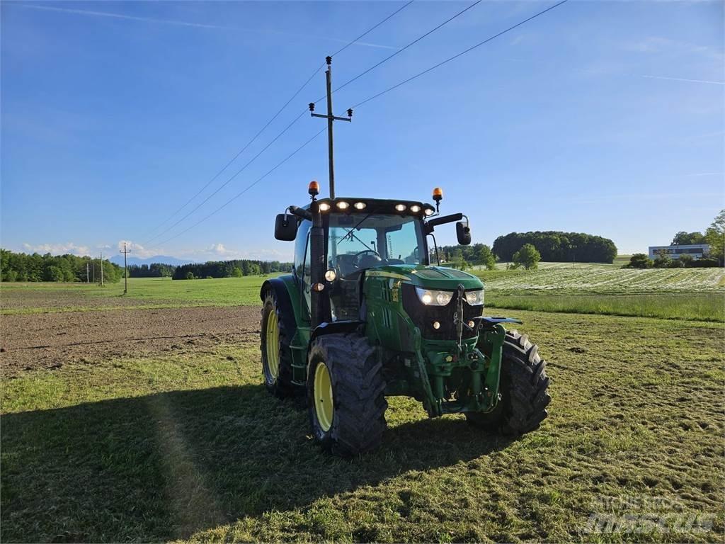 John Deere 6105R Traktorit