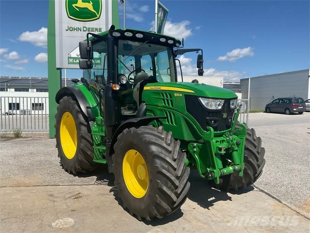 John Deere 6110R Traktorit