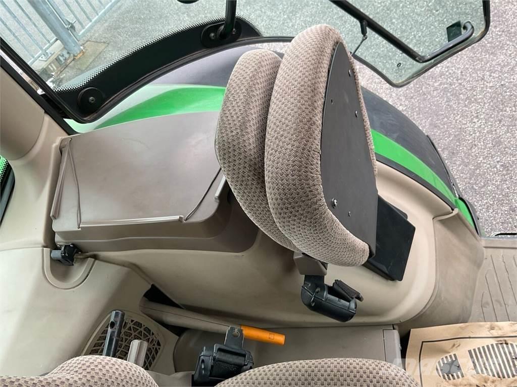 John Deere 6210R Traktorit