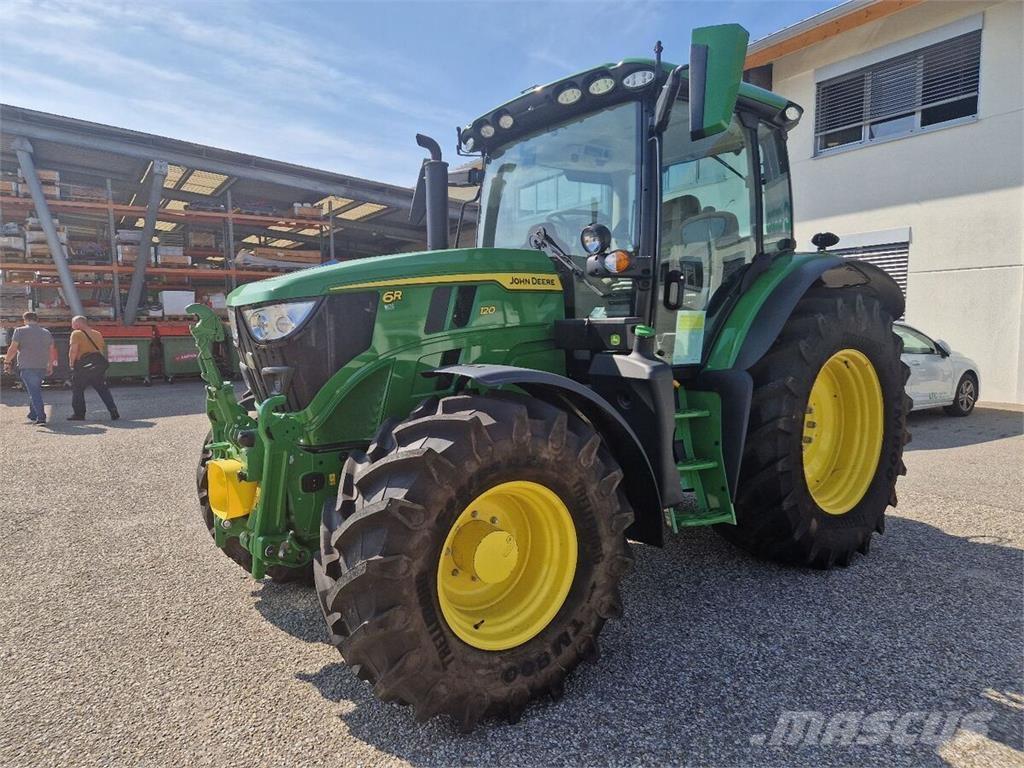 John Deere 6R 120 Traktorit