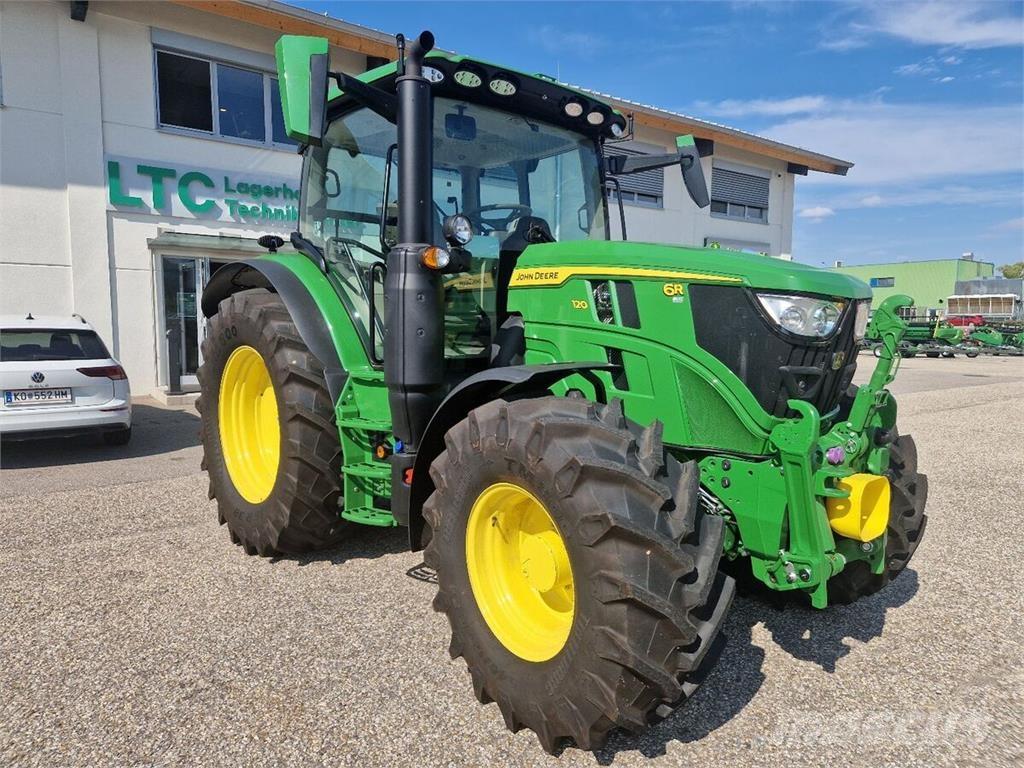 John Deere 6R 120 Traktorit