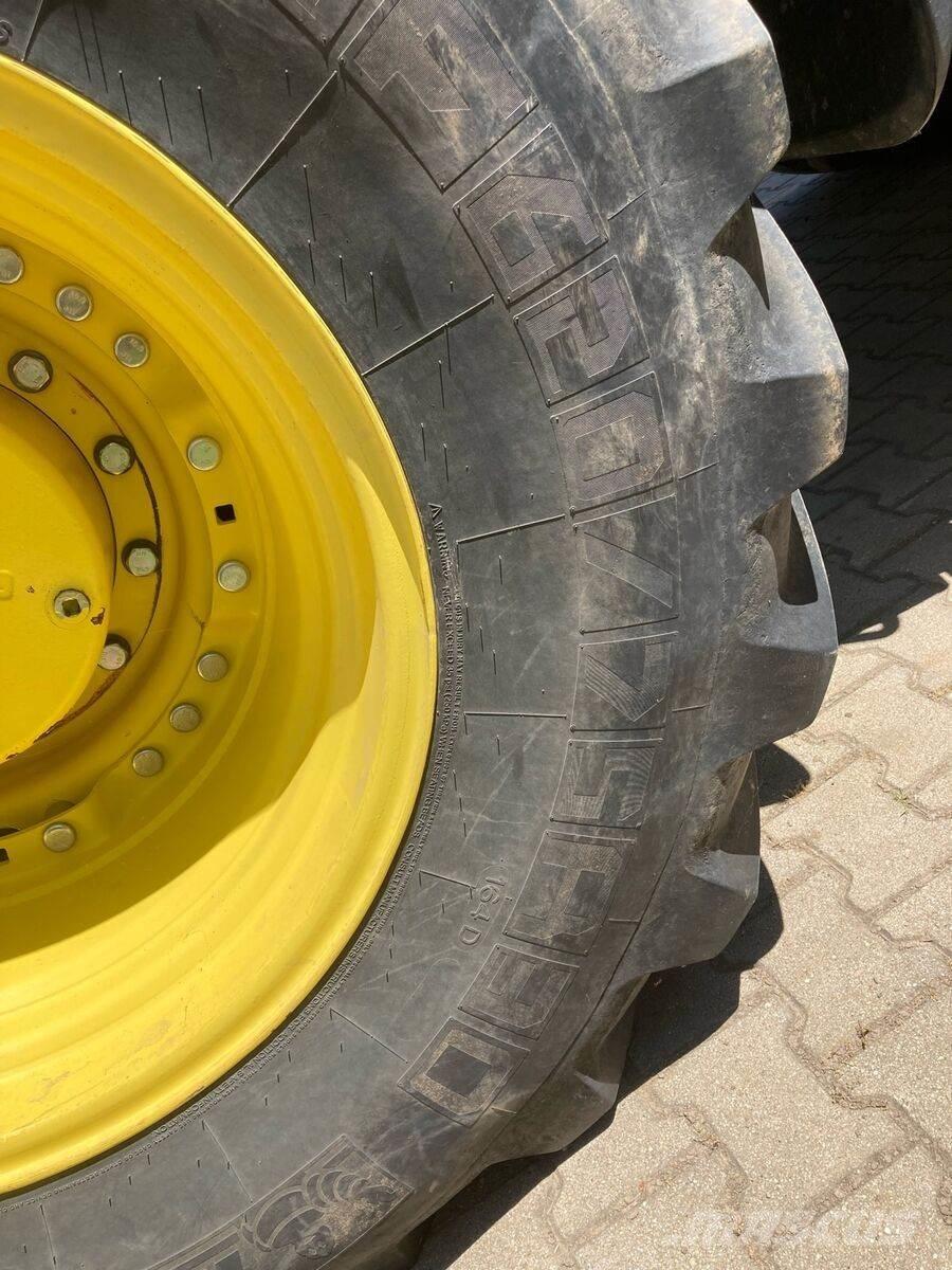 John Deere 7290R Traktorit