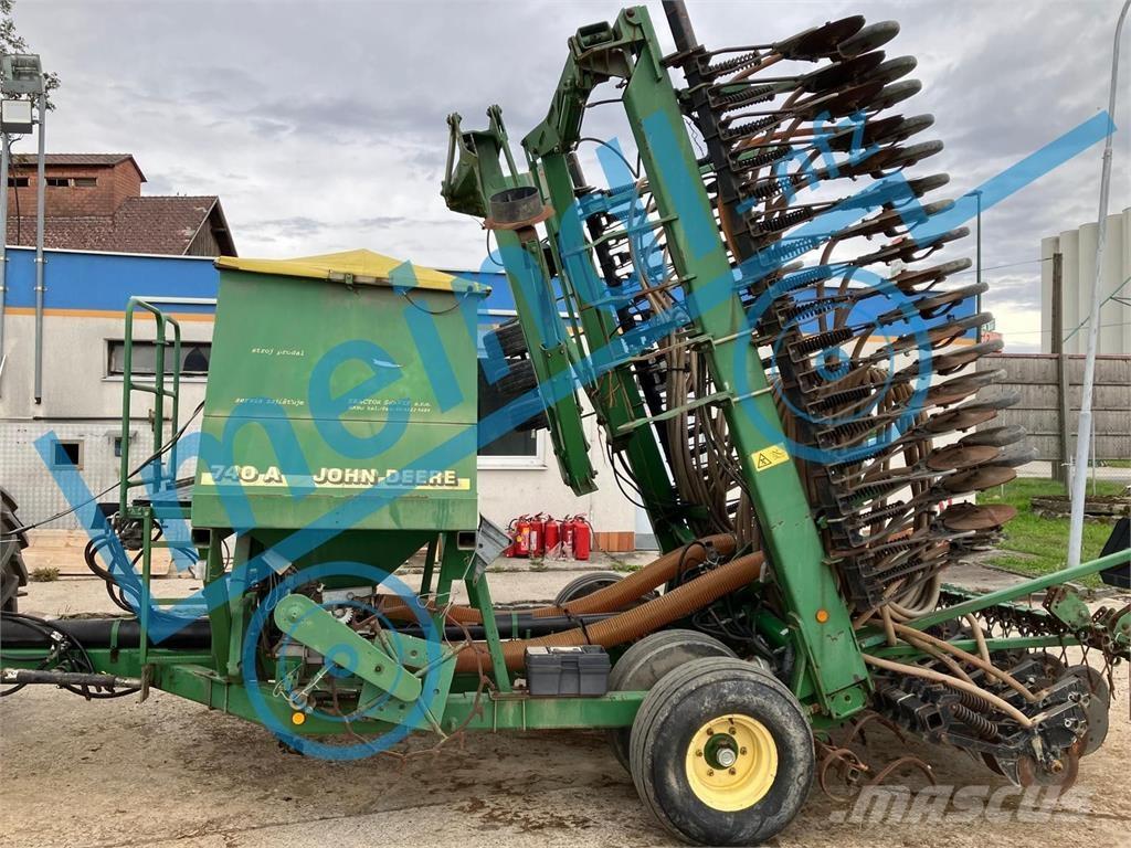 John Deere 740 A Muut maanmuokkauskoneet ja lisävarusteet