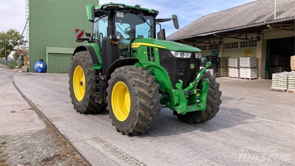 John Deere 7R330 Traktorit