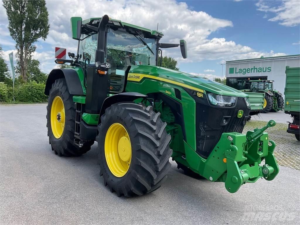 John Deere 8R340 Traktorit