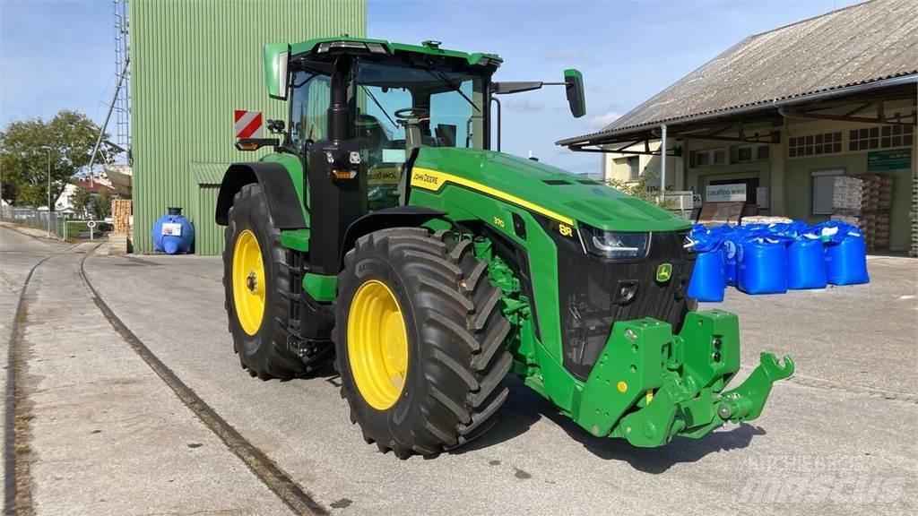John Deere 8R370 Traktorit