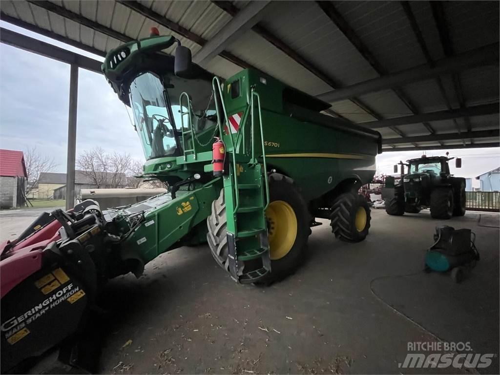 John Deere S670i Leikkuupuimurit