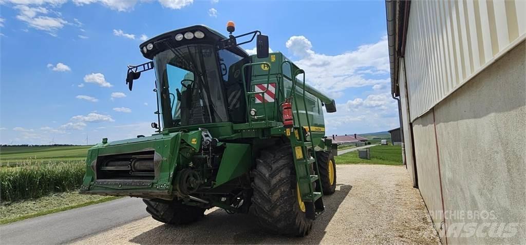 John Deere T550 Leikkuupuimurit
