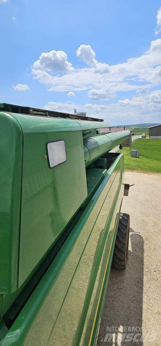 John Deere T550 Leikkuupuimurit