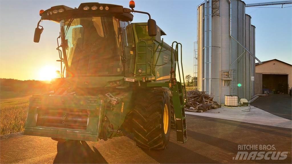 John Deere T550 HM Leikkuupuimurit