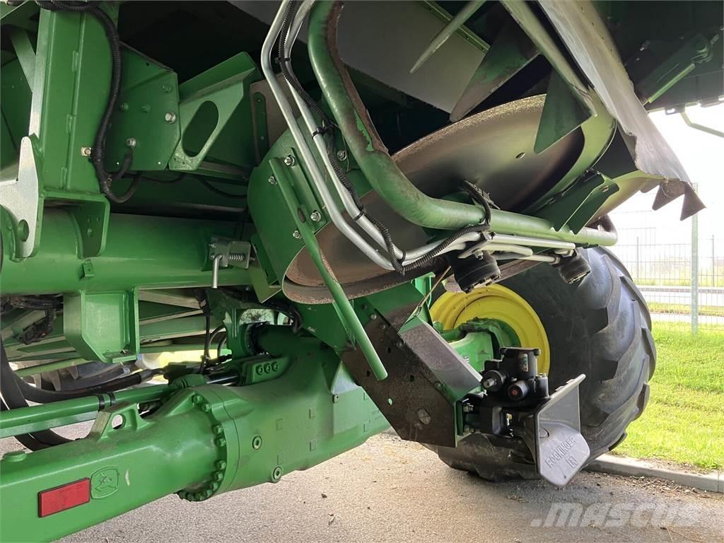 John Deere T670 Leikkuupuimurit