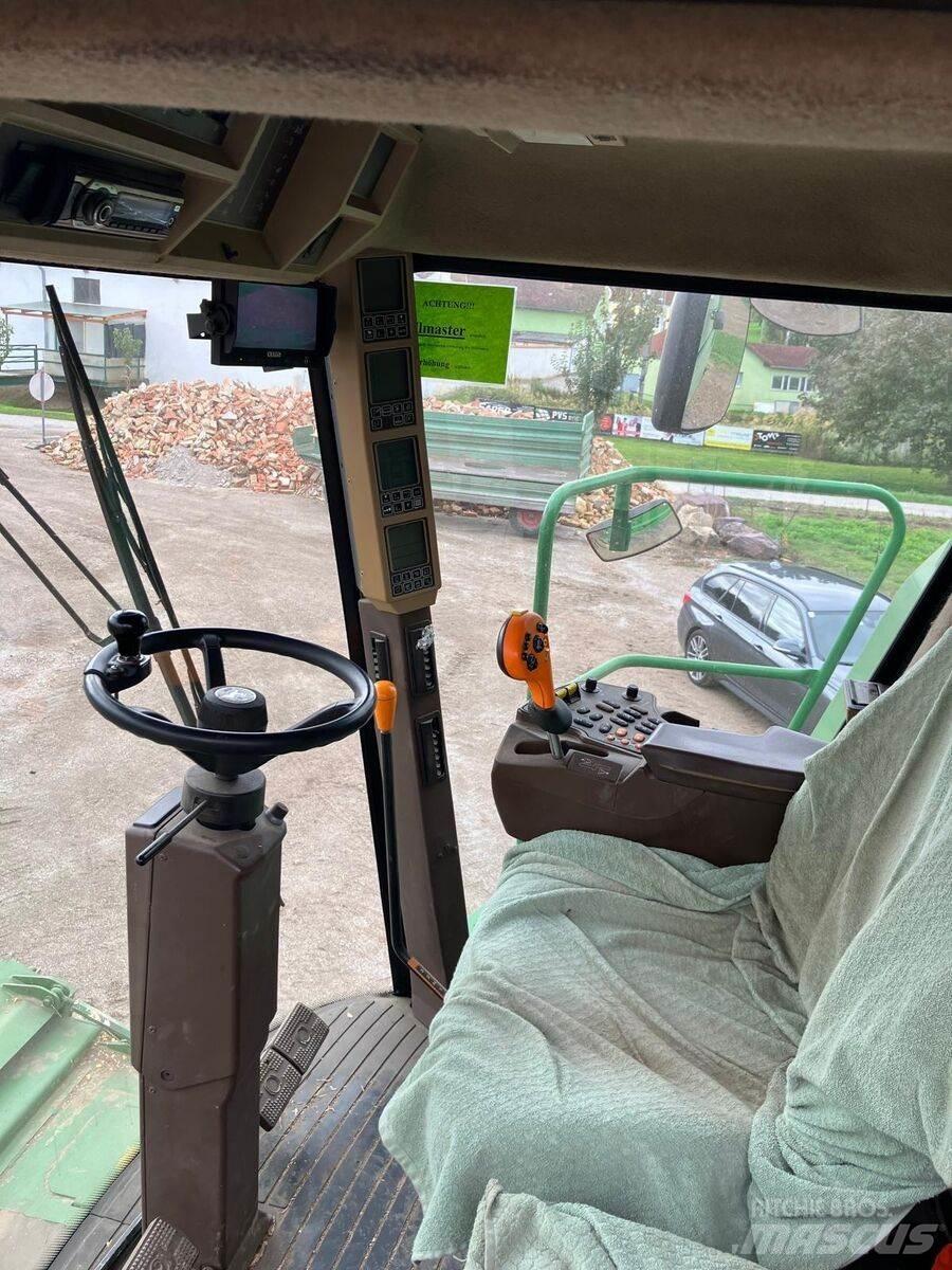 John Deere W660 HM Leikkuupuimurit