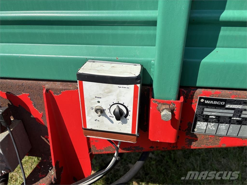 Kirchner T 3070 Kuivalannan levittimet