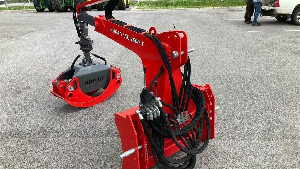KL 2500T Juontokourat ja kuormaimet