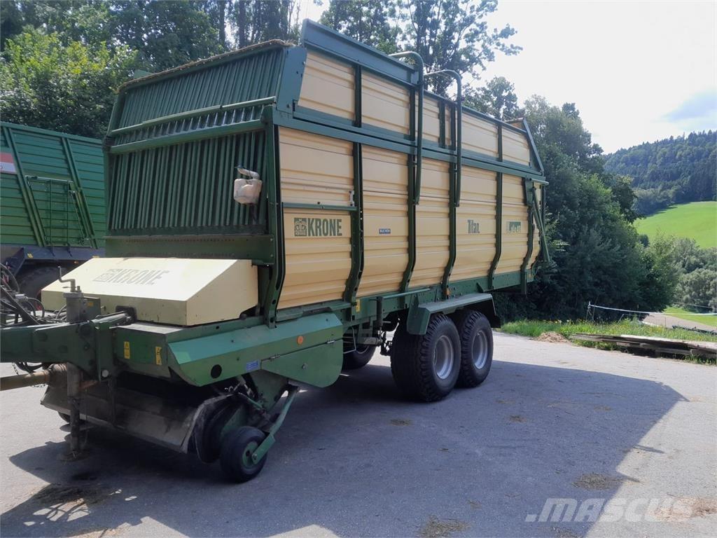 Krone Titan R48 Keräävät noukinvaunut ja silppurivaunut