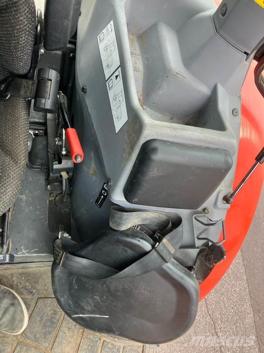 Kubota M4072 Traktorit
