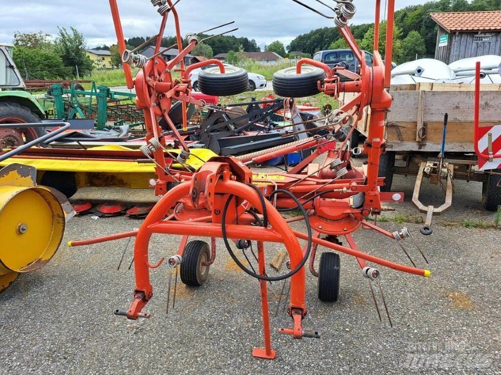 Kuhn GF 4201 HM Pöyhimet ja haravat