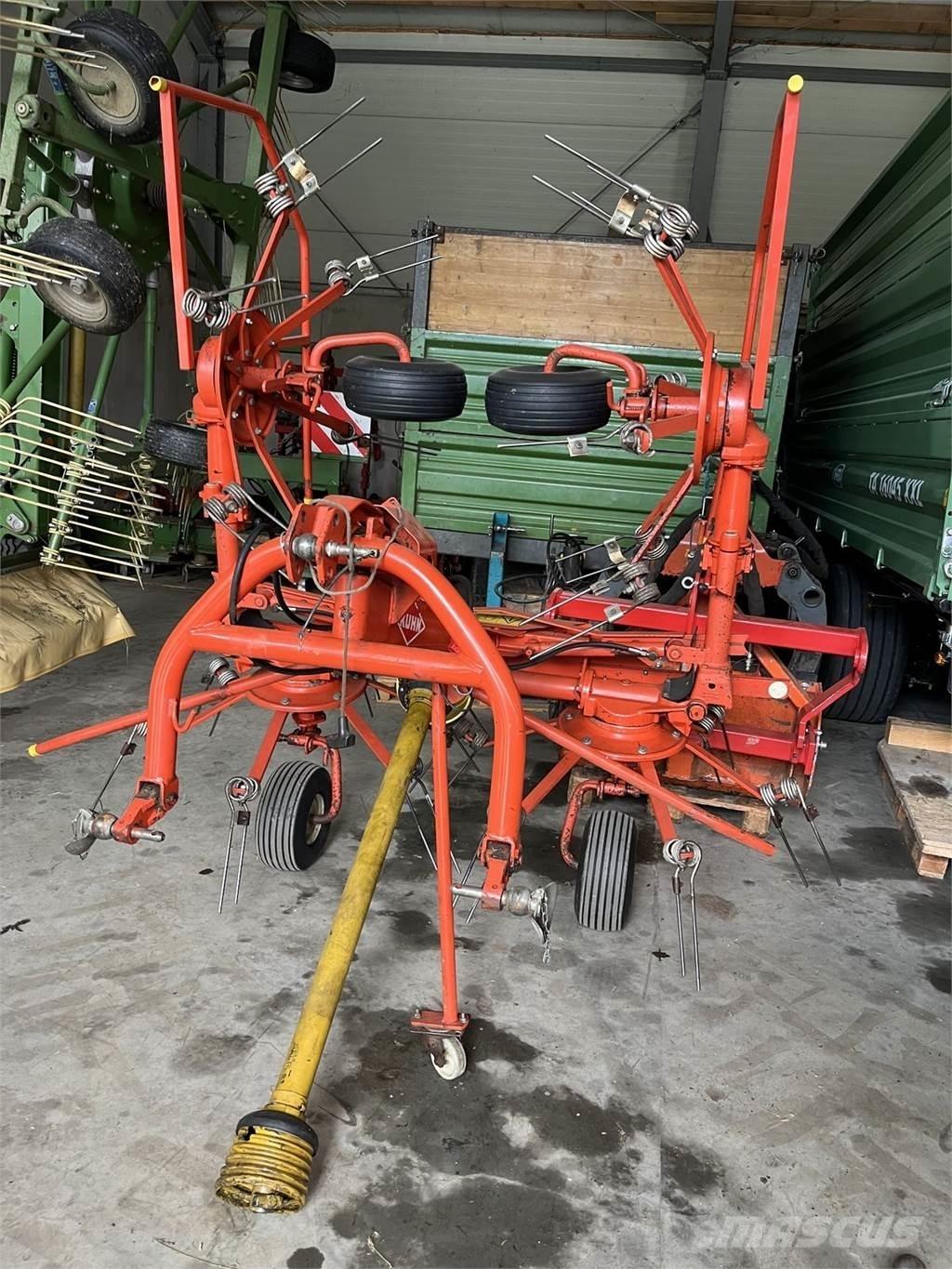 Kuhn GF 4201 MH Pöyhimet ja haravat
