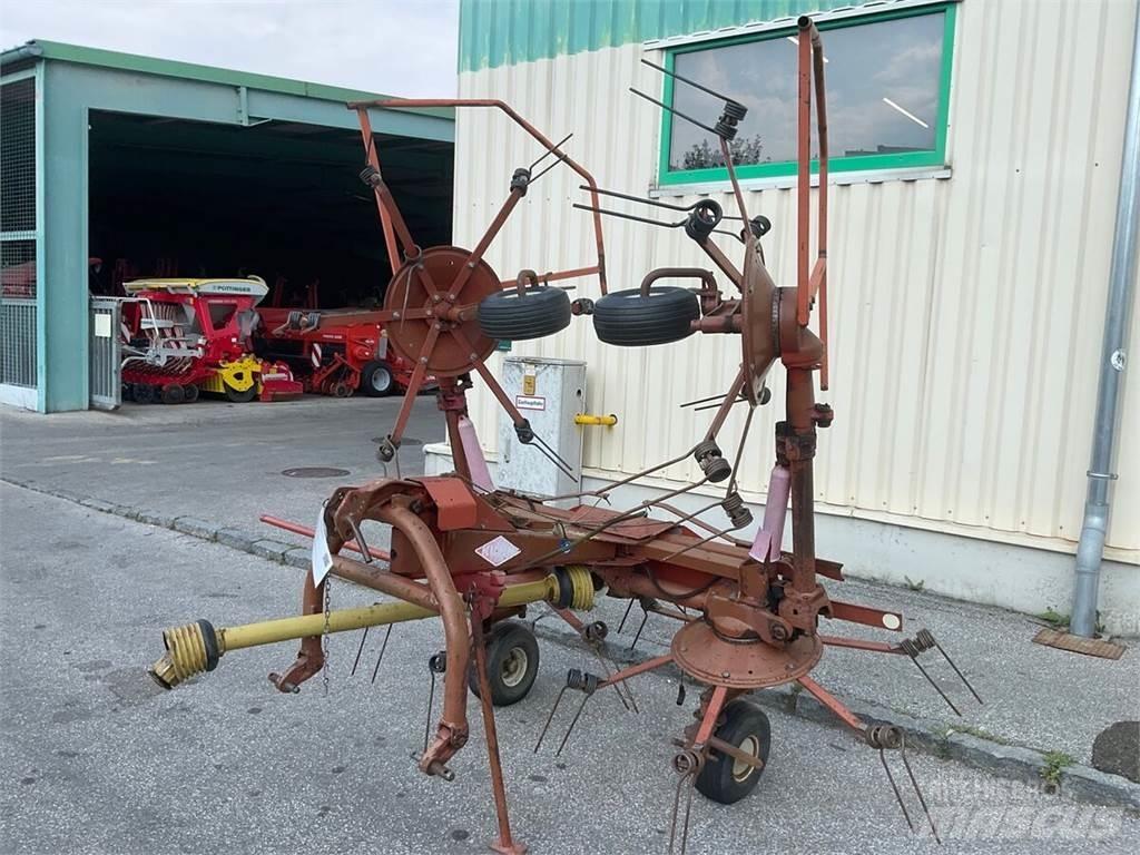 Kuhn GF 5001 Pöyhimet ja haravat