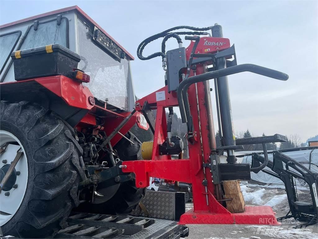 Lindner 1600 A Traktorit