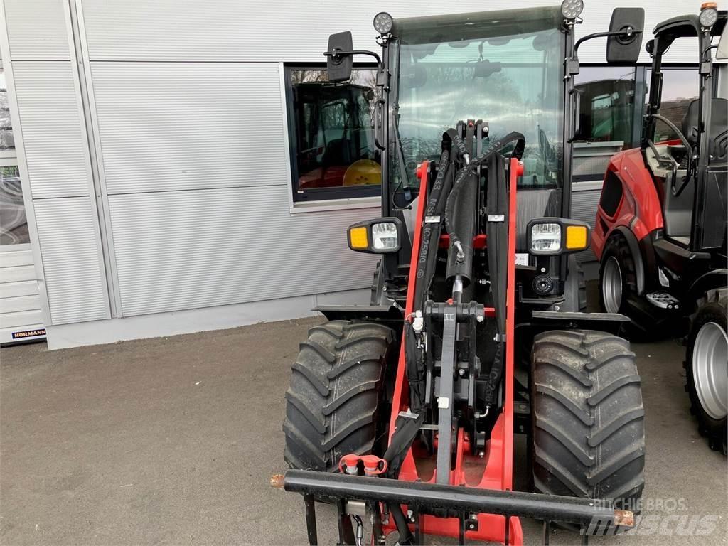 Manitou MLA 4-50 Etukuormaimet ja kaivuulaitteet