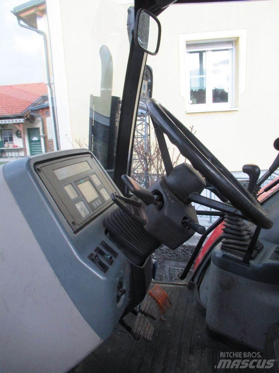 McCormick CX 105 Traktorit