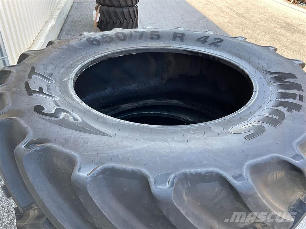 Mitas 650/75 R 42 Renkaat ja vanteet