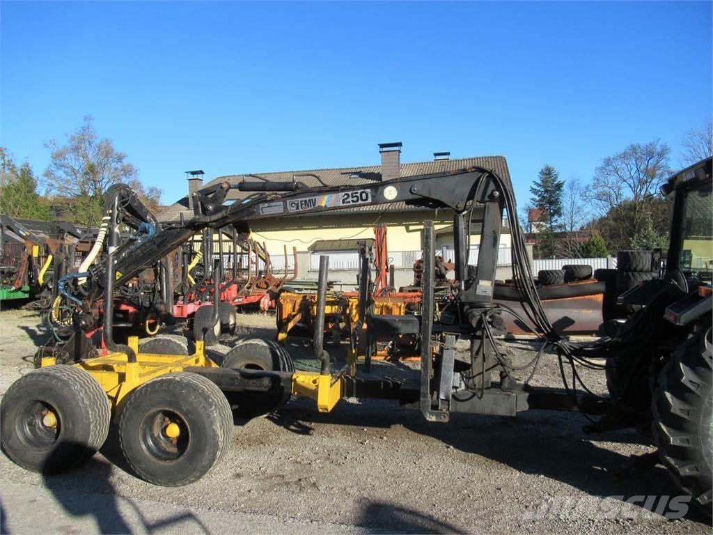 Moheda 7 + FMV 250 Metsäperävaunut