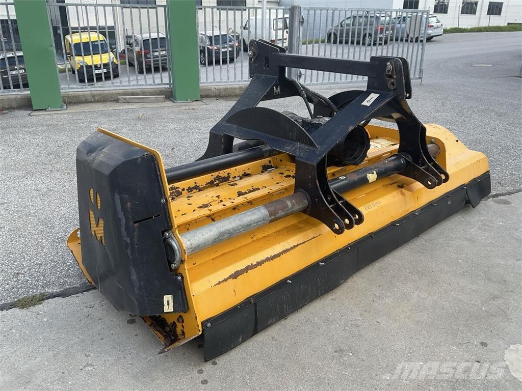 Müthing MU pro 300 Kesantoleikkurit ja -murskaimet