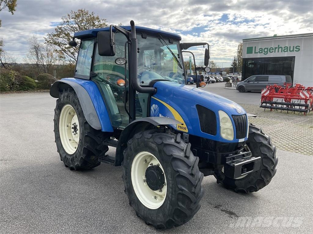 New Holland T 5030 Traktorit