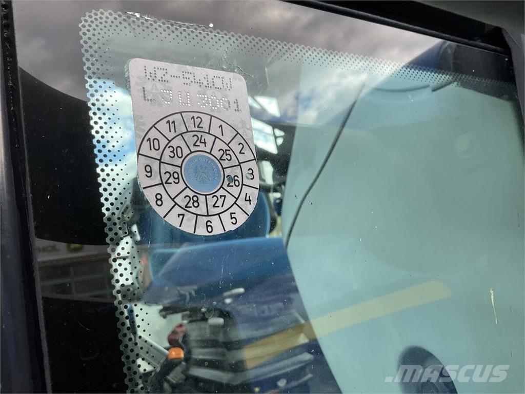 New Holland T 5030 Traktorit