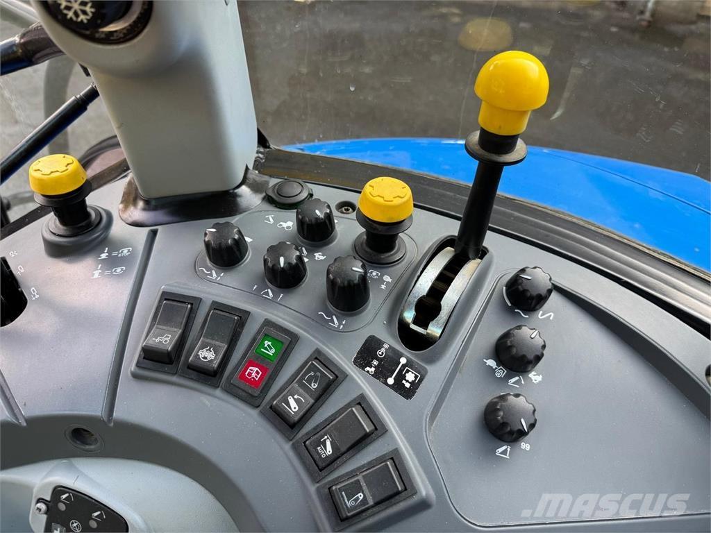 New Holland T4.115 Traktorit