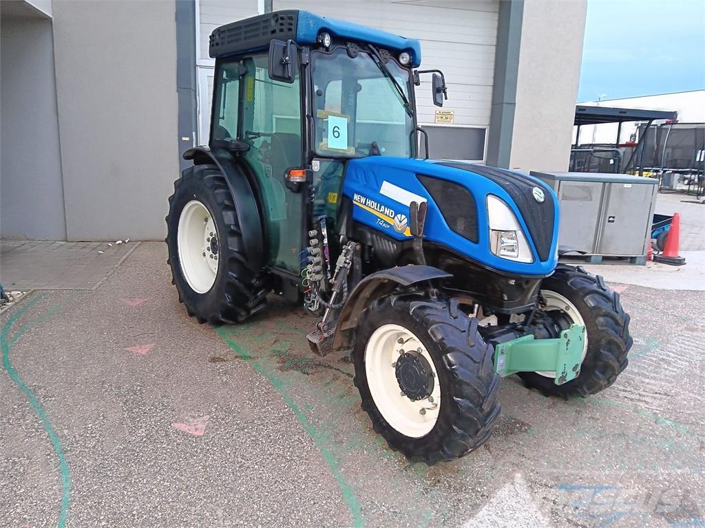 New Holland T4.90 F Traktorit