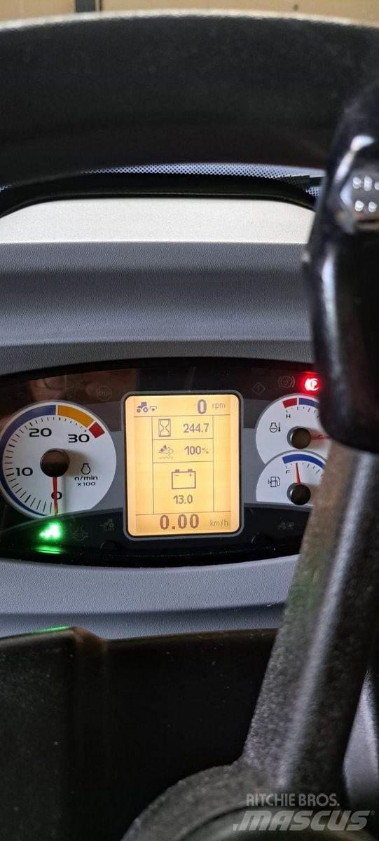 New Holland T5.90S Traktorit
