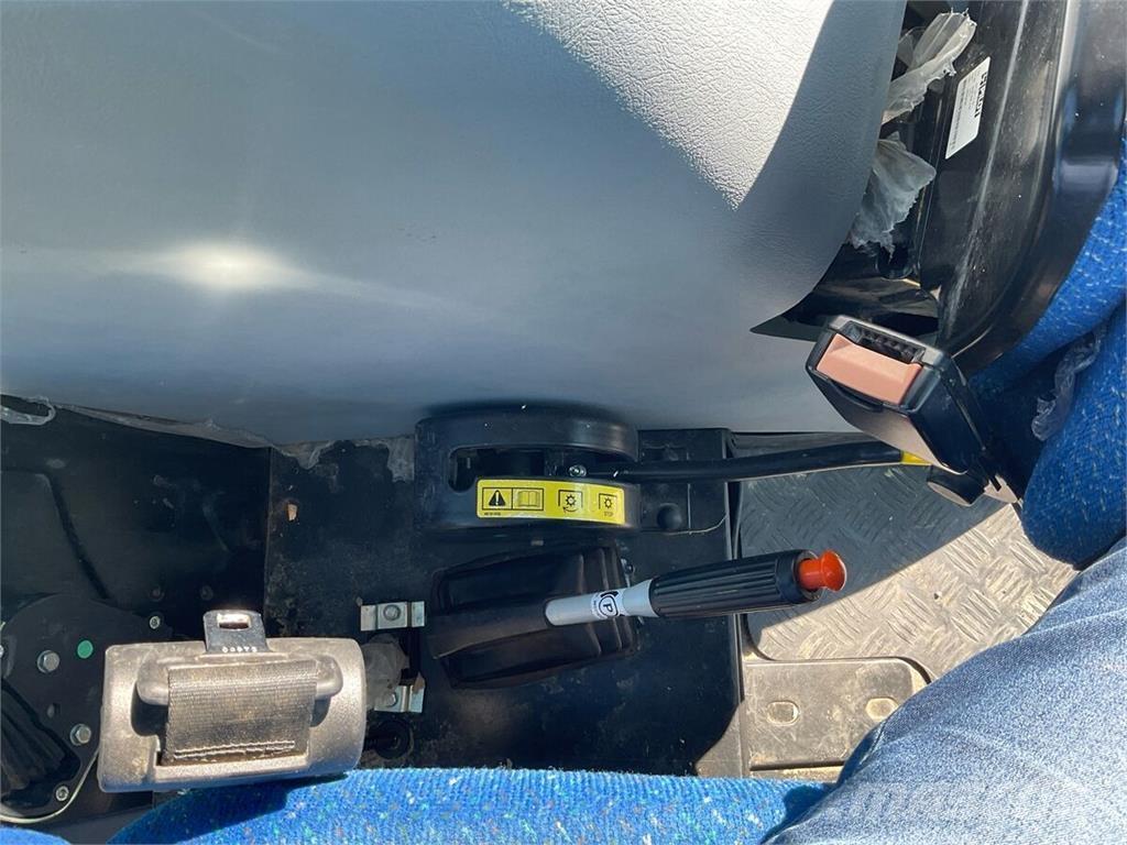 New Holland TD5.85 Traktorit
