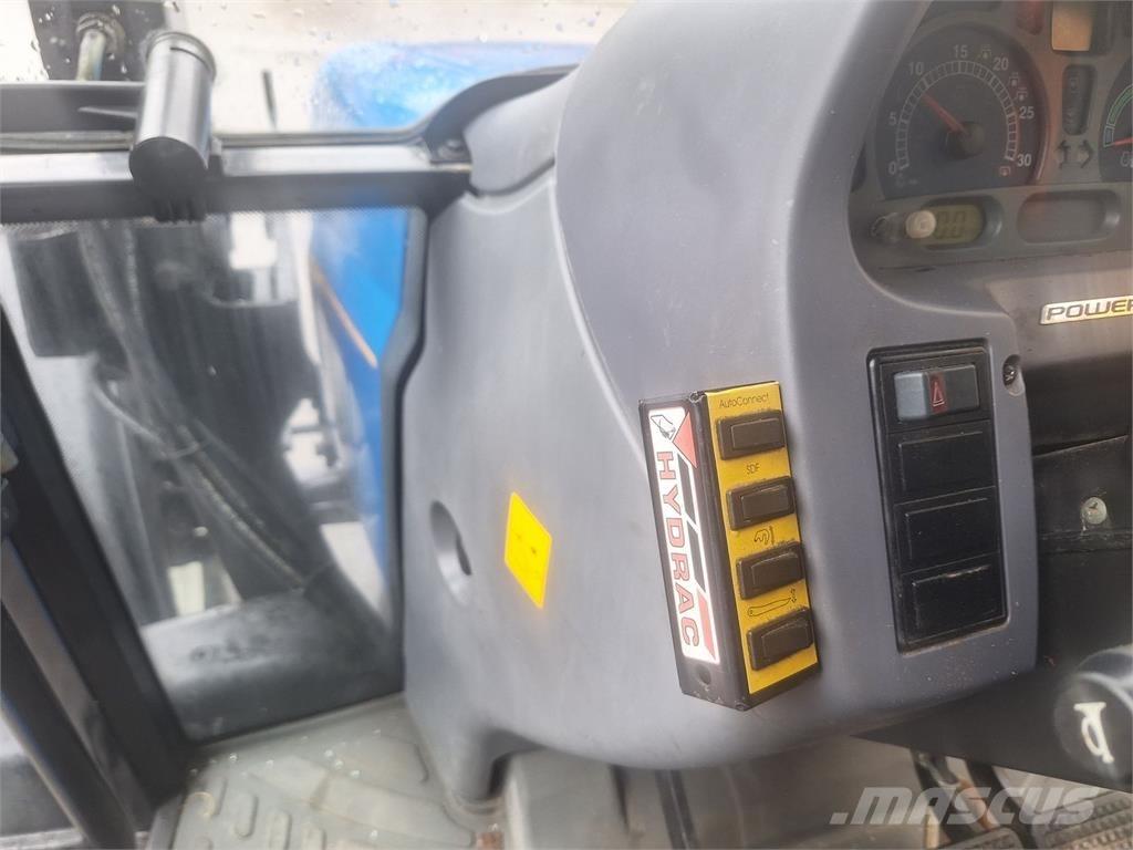 New Holland TL 70 Traktorit