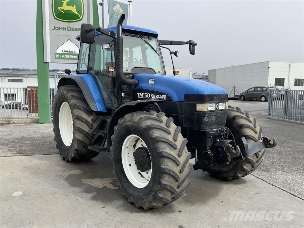New Holland TM 150 Traktorit