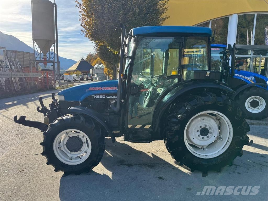 New Holland TN65DA Traktorit