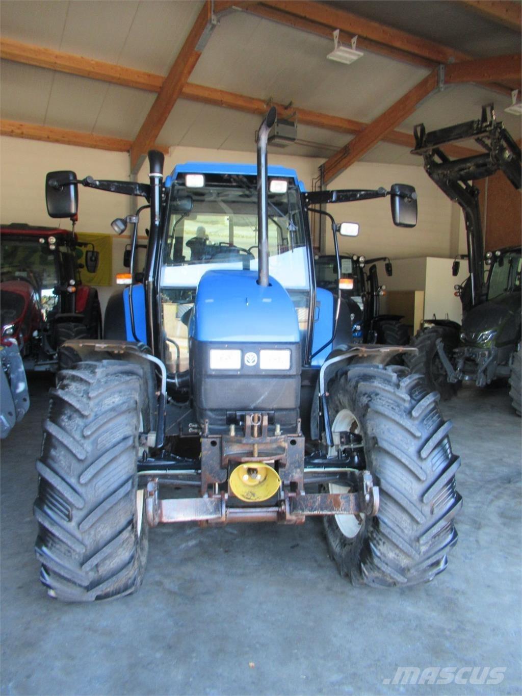 New Holland TS 100 Traktorit