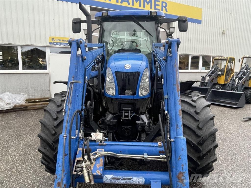 New Holland TS135A Traktorit