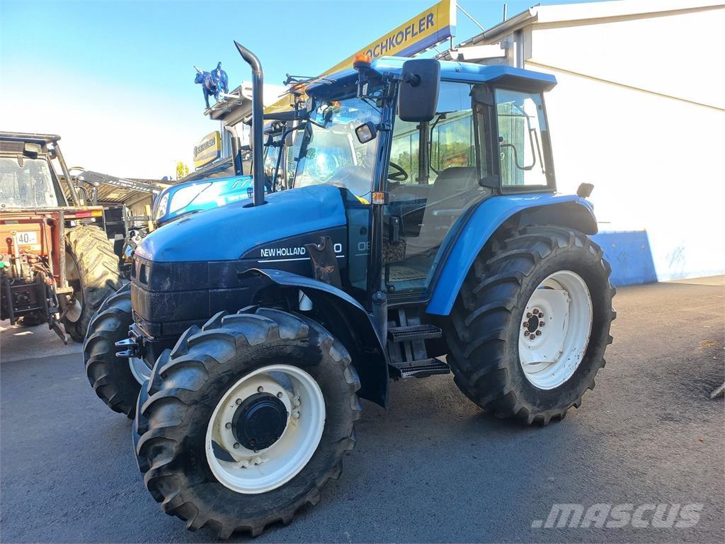New Holland TS90 Traktorit